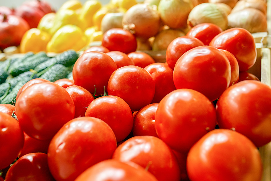 Frisches Obst und Gemüse bei REWE Team Hermsdorf